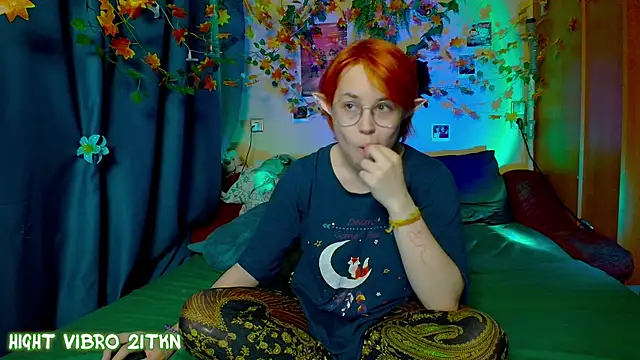 TrickyKitsune online show from 3, 11, 2025