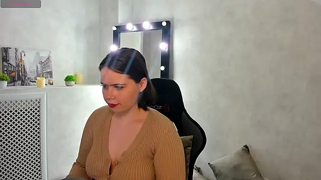 EricaElliott online show from 26, 2, 2025