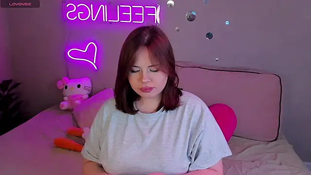 EricaElliott online show from 9, 5, 2026