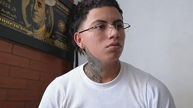 Thiago x Sahara online show from 27, 1, 2025