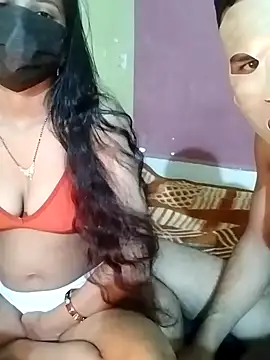 Snapshot of Coupleshow47 chatting on 7, 2, 2025 Coupleshow47 online show from 7, 2, 2025