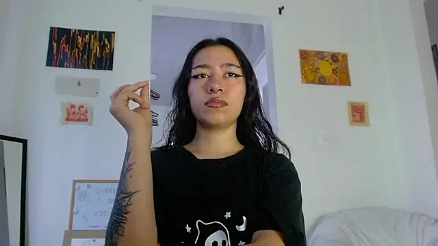 Snapshot of Maam_Ine chatting on 29, 5, 2026 Maam Ine online show from 29, 5, 2026