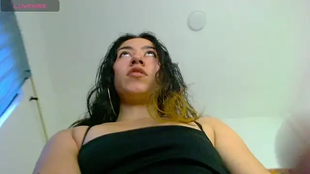 Snapshot of Maam_Ine chatting on 25, 5, 2026 Maam Ine online show from 25, 5, 2026