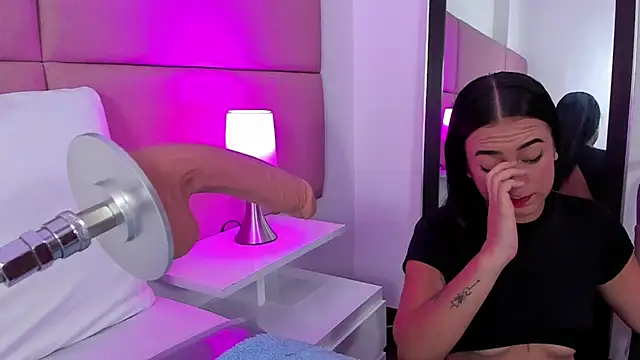 Snapshot of SammyMorales chatting on 6, 10, 2025 SammyMorales online show from 6, 10, 2025