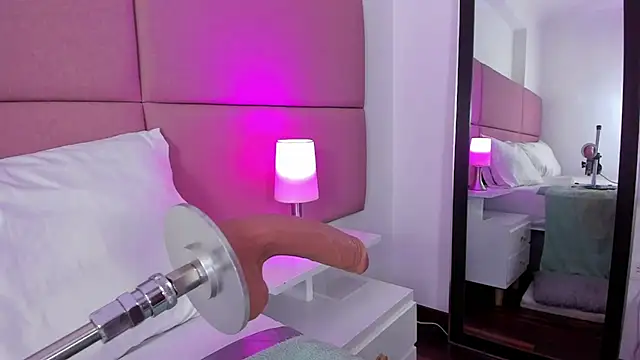 Snapshot of SammyMorales chatting on 10, 9, 2025 SammyMorales online show from 10, 9, 2025