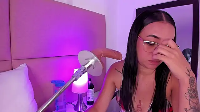 Snapshot of SammyMorales chatting on 4, 3, 2025 SammyMorales online show from 4, 3, 2025