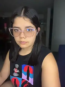 pretty angela1 online show from 17, 5, 2026
