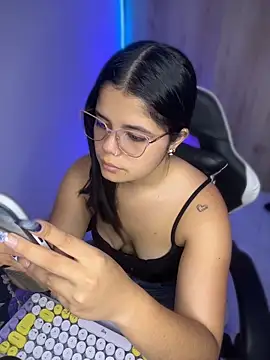 pretty angela1 online show from 13, 5, 2026