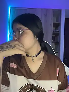 Snapshot of pretty_angela1 chatting on 26, 6, 2026 pretty angela1 online show from 26, 6, 2026