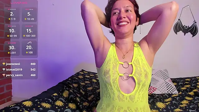Laura hellss online show from 3, 3, 2025