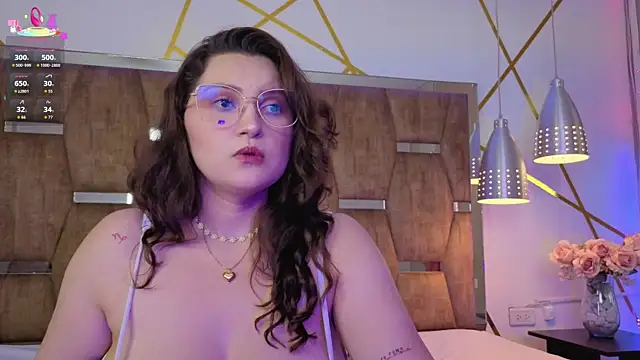 LunaPleasure online show from 23, 9, 2025