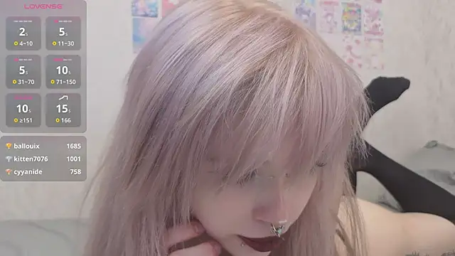 emodreamgirl online show from 24, 7, 2026