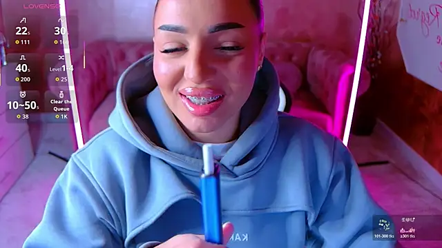 Snapshot of evanew_ chatting on 6, 1, 2026 evanew online show from 6, 1, 2026