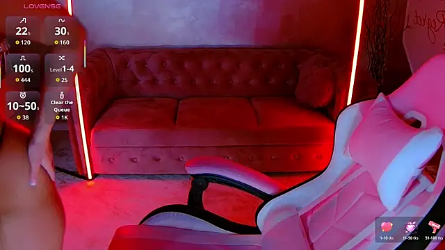 Snapshot of evanew_ chatting on 2, 12, 2025 evanew online show from 2, 12, 2025