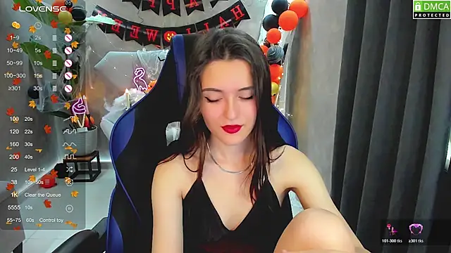 niki cutes online show from 5, 11, 2025