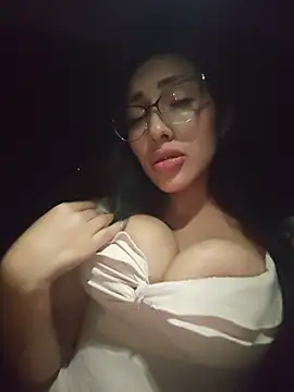 Isabellitasexi38 online show from 10, 2, 2026