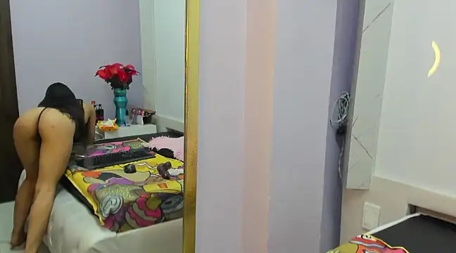 Chloe Martini online show from 18, 3, 2025