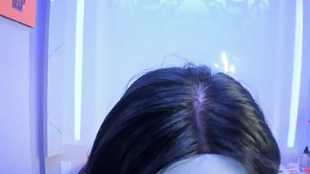 Chloe Martini online show from 20, 2, 2026