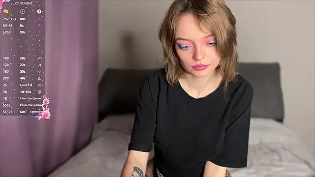 MeowVibe online show from 6, 1, 2025