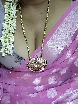 Snapshot of kavi-99 chatting on 15, 6, 2026 kavi-99 online show from 15, 6, 2026