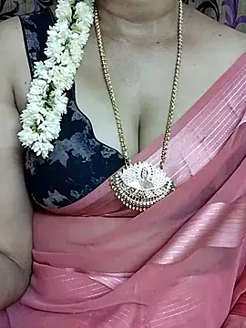 Snapshot of kavi-99 chatting on 12, 6, 2026 kavi-99 online show from 12, 6, 2026
