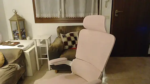 Snapshot of LasolitaAuri chatting on 3, 3, 2025 LasolitaAuri online show from 3, 3, 2025