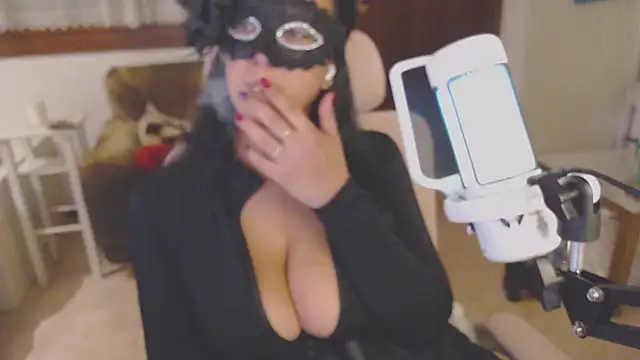 Snapshot of LasolitaAuri chatting on 8, 3, 2025 LasolitaAuri online show from 8, 3, 2025