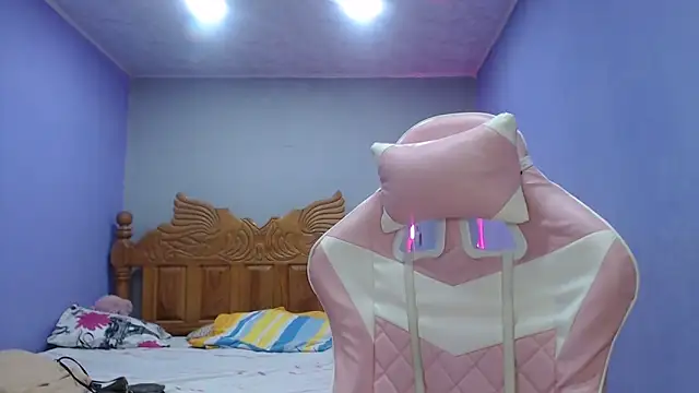 Coral0403 online show from 18, 10, 2025