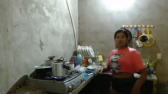 Coral0403 online show from 6, 3, 2025