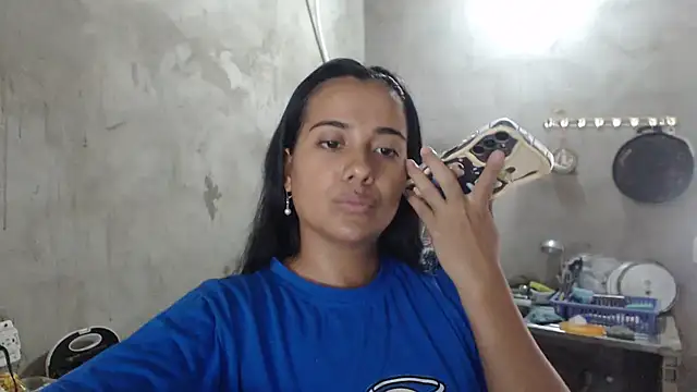 Coral0403 online show from 3, 10, 2025