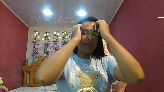 Coral0403 online show from 17, 4, 2026