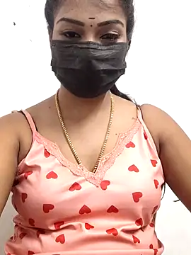 Snapshot of meena_27 chatting on 3, 10, 2025 meena 27 online show from 3, 10, 2025