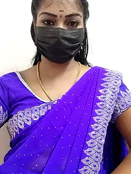 Snapshot of meena_27 chatting on 2, 10, 2025 meena 27 online show from 2, 10, 2025