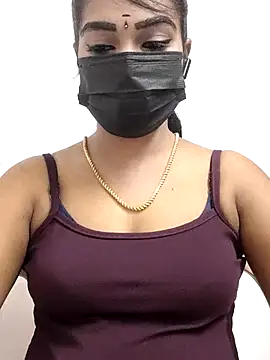 Snapshot of meena_27 chatting on 23, 11, 2025 meena 27 online show from 23, 11, 2025