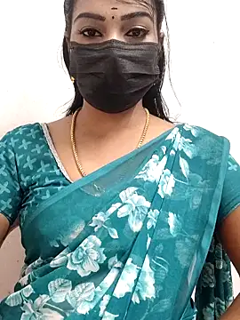 Snapshot of meena_27 chatting on 30, 9, 2025 meena 27 online show from 30, 9, 2025