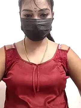 Snapshot of meena_27 chatting on 6, 10, 2025 meena 27 online show from 6, 10, 2025