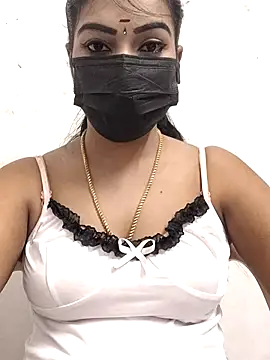 Snapshot of meena_27 chatting on 2, 11, 2025 meena 27 online show from 2, 11, 2025