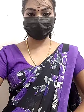 Snapshot of meena_27 chatting on 24, 10, 2025 meena 27 online show from 24, 10, 2025