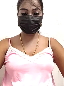 Snapshot of meena_27 chatting on 20, 10, 2025 meena 27 online show from 20, 10, 2025