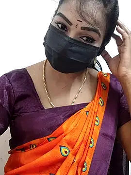 Snapshot of meena_27 chatting on 3, 11, 2025 meena 27 online show from 3, 11, 2025