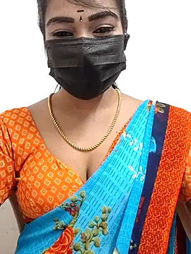 Snapshot of meena_27 chatting on 15, 11, 2025 meena 27 online show from 15, 11, 2025