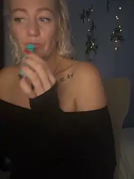 AlessasRoom online show from 25, 9, 2025