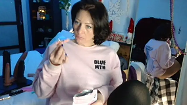 AlessasRoom online show from 5, 12, 2025