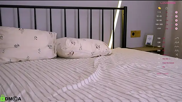 LittleOriana online show from 15, 11, 2025