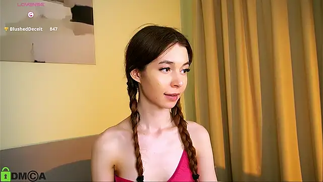 LittleOriana online show from 30, 1, 2025