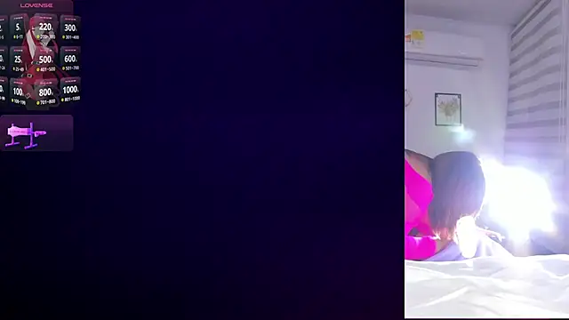 Maria Jones  online show from 17, 11, 2025