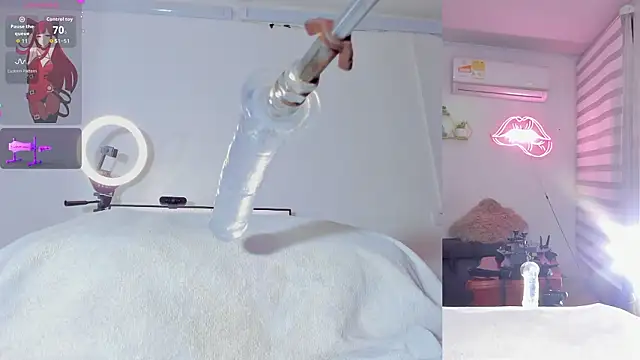 Maria Jones  online show from 6, 3, 2026