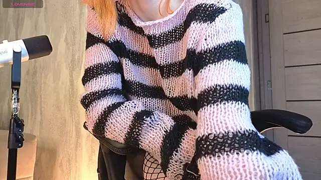 OhYumiYes online show from 25, 9, 2025