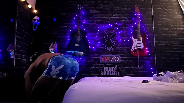 Snapshot of hotemberly_jake chatting on 4, 10, 2025 hotemberly jake online show from 4, 10, 2025