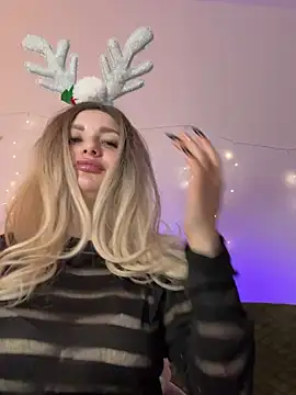 Snapshot of Sofia_Myr chatting on 25, 12, 2024 Sofia Myr online show from 25, 12, 2024